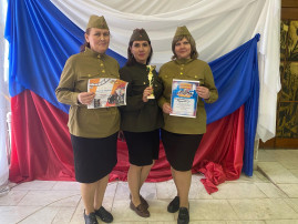 Битва хоров в детском саду "Родничок" Битва хоров в детском саду "Родничок".