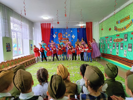 День победы в детском саду "Родничок-2" День победы в детском саду "Родничок-2".